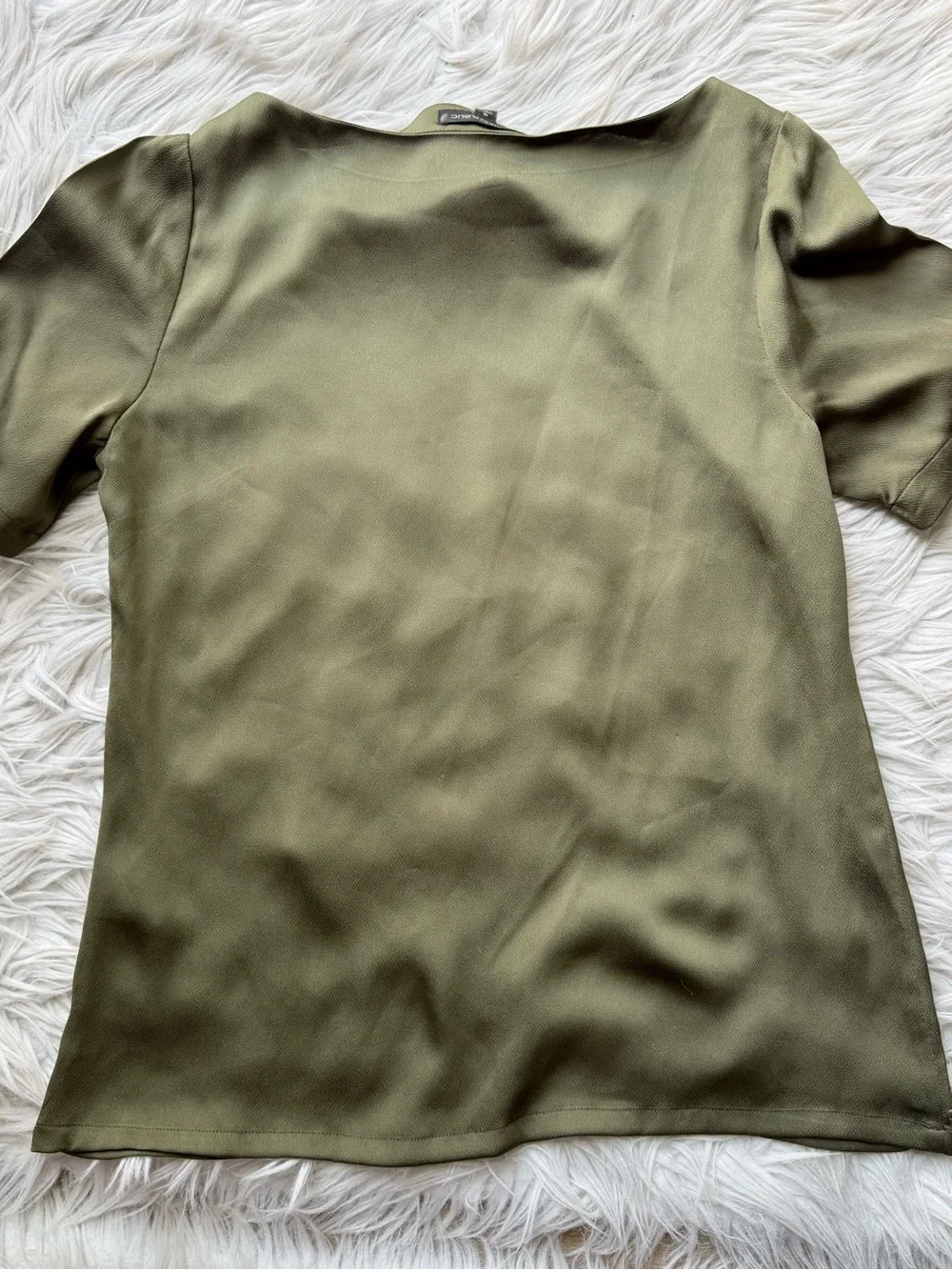 Banana Republic Olive Green Puff Sleeve Blouse Top Women’s Small Textured Crepe